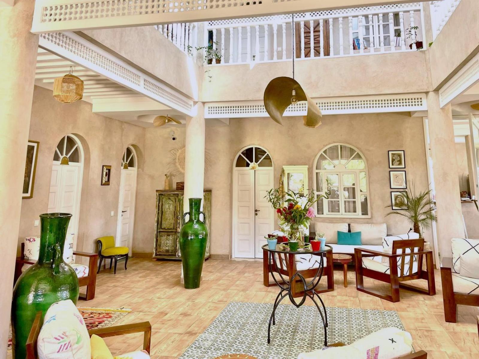 Riad Sabidi 에사우이라 외부 사진