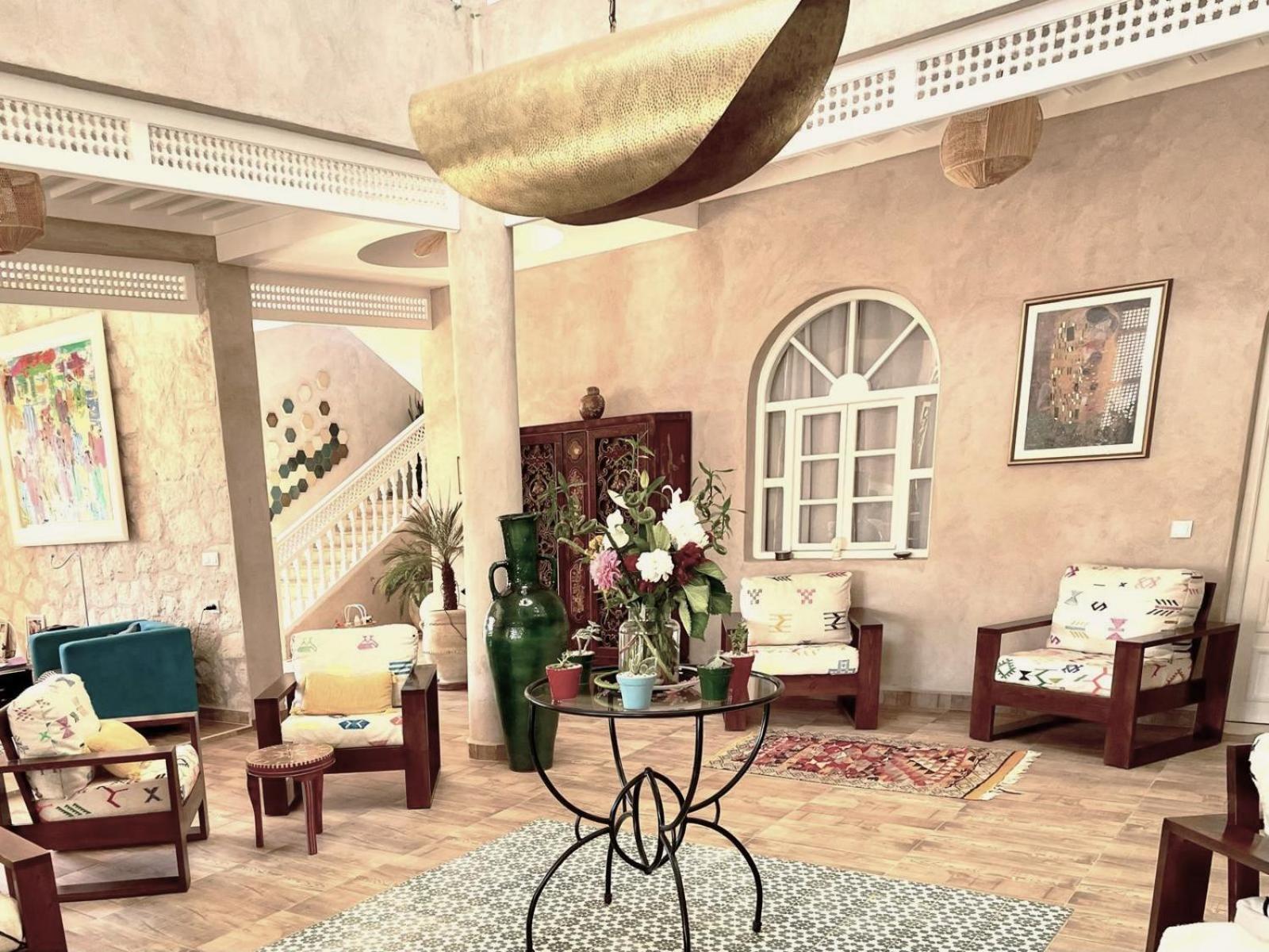 Riad Sabidi 에사우이라 외부 사진